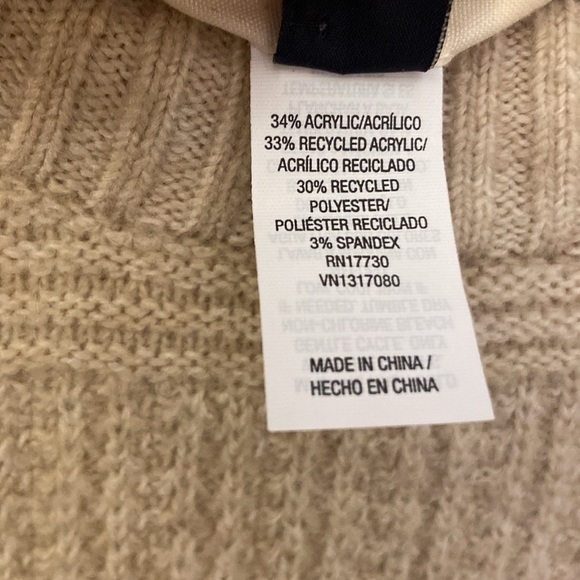 ⭐️Universal Threads Oatmeal Poncho Batwing sweater one size - Picture 8 of 8